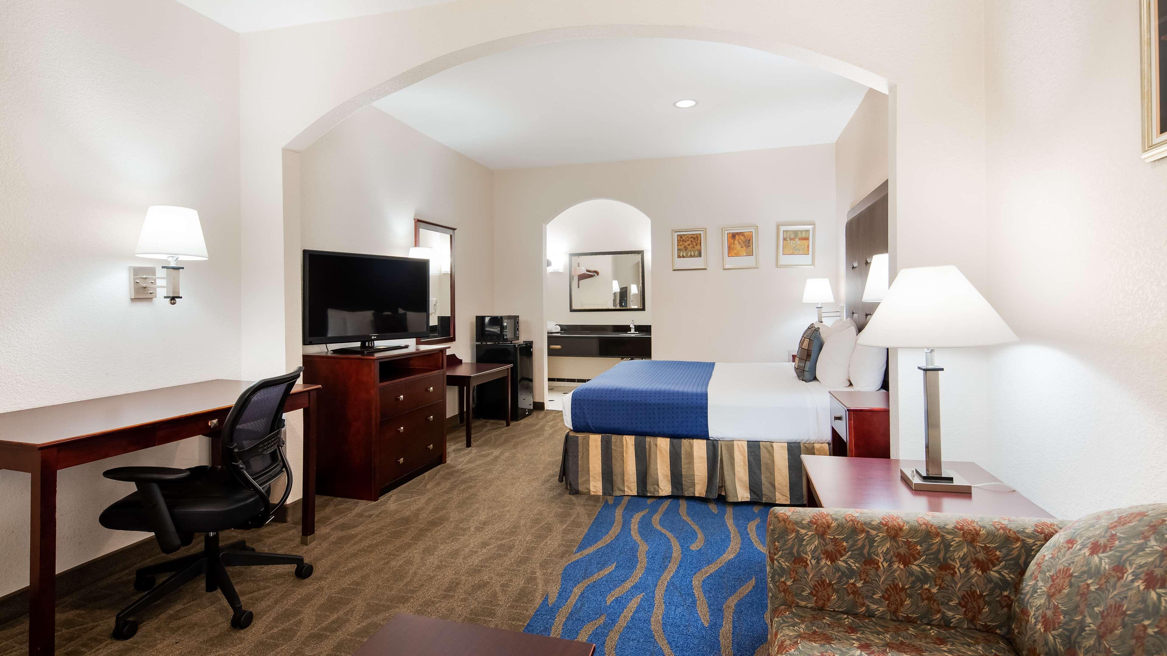 เบสท์ เวสเทิร์น วินซอร์ สวีทส์ Hotel ไซเปรส ภายนอก รูปภาพ